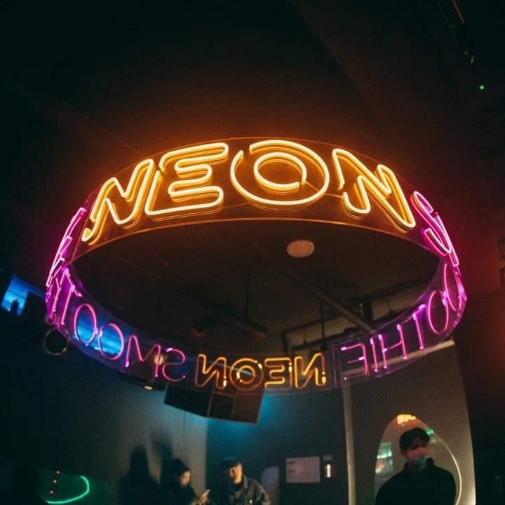 sample room